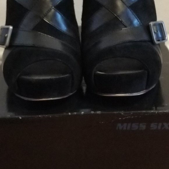 Miss Sixty "Taylor" Black Peep Toe Platform Heels - Size 38.5 (US 8.5) - Picture 4 of 10